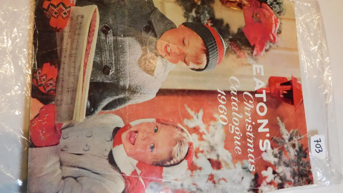 1960 EATONS CHRISTMAS CATALOGUE