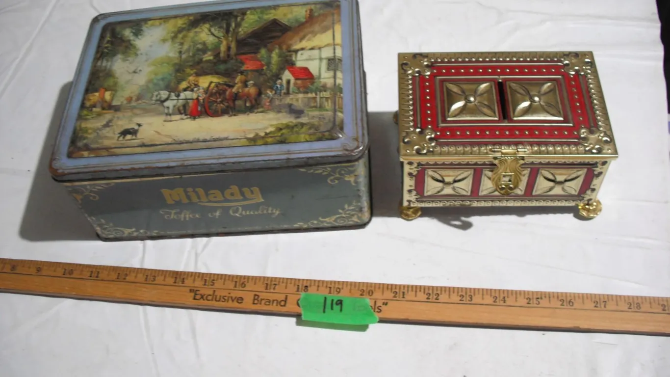 Milady & Blue Bird Vintage Tins