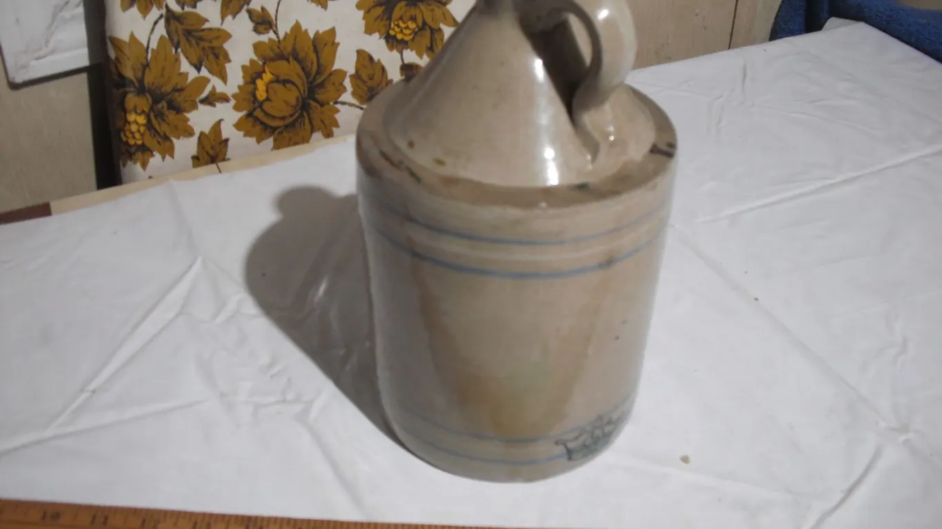 ½-Gal Stoneware Jug, Crown Design