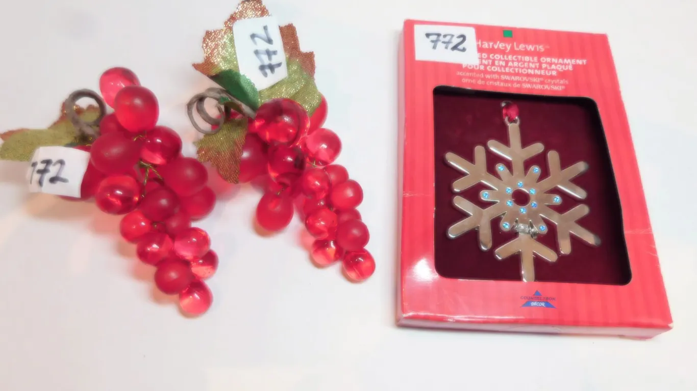 SNOWFLAKE CHRISTMAS ORNAMENT, AND LUCITE BEADED GRAPE ORNAMENTS