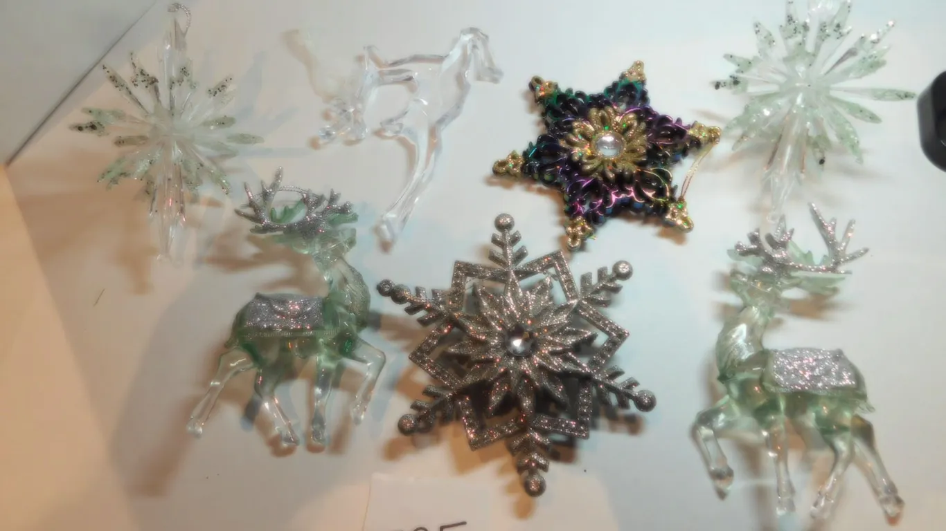 ACRYLIC CHRISTMAS DECORATIONS