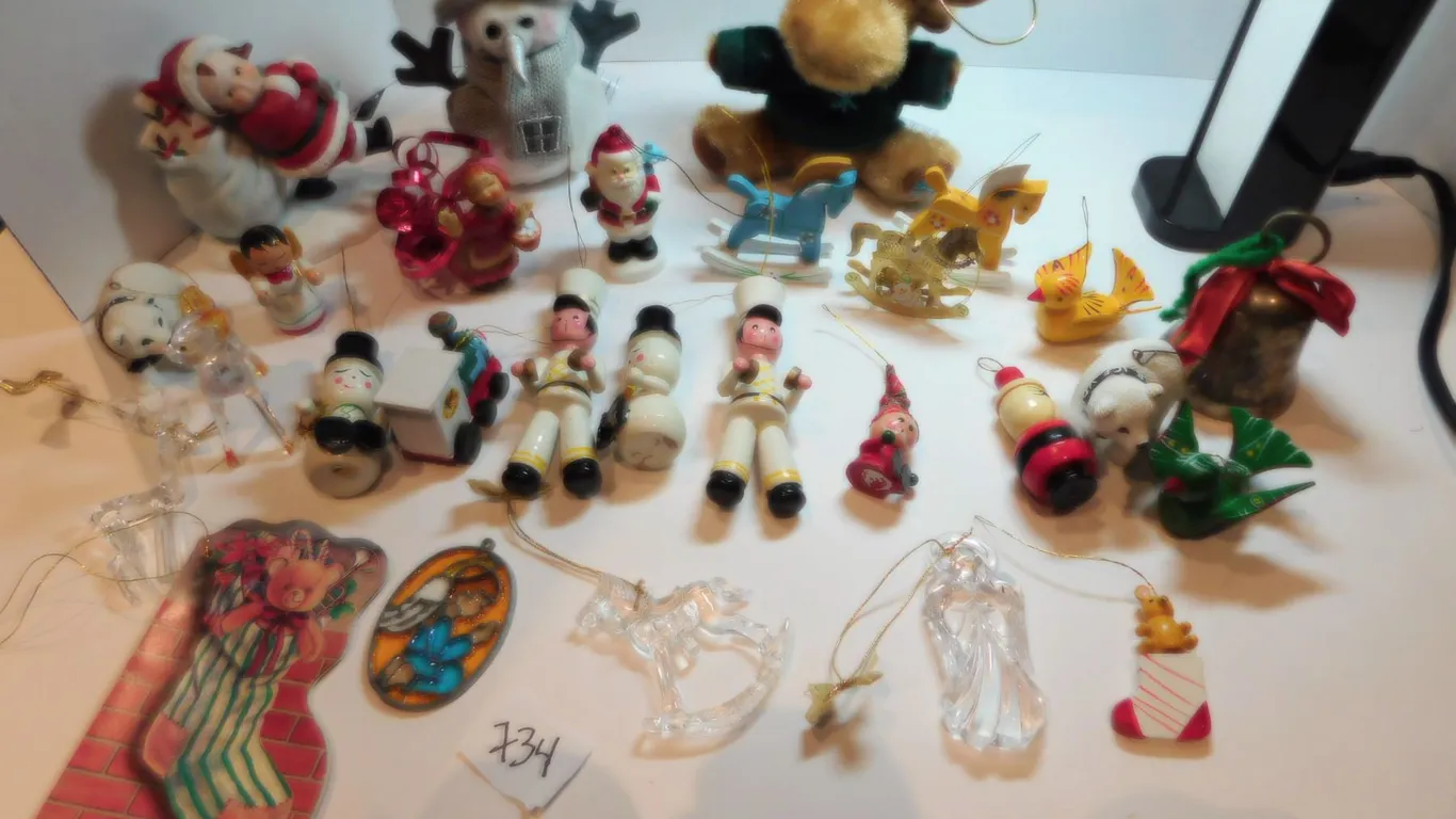 WOODEN AND OTHER CHRISTMAS ORNAMENTS