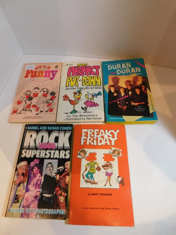 FIVE BOOKS ROCK BAND HISTORY AND OTHERS