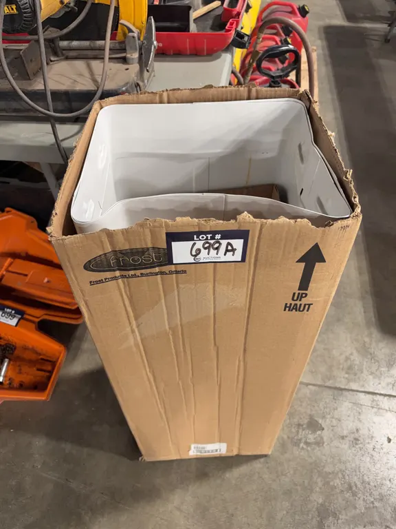Frost Metal Garbage Can *Dented*