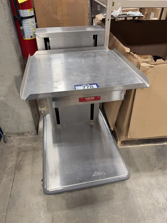 HATCH TRC-M-2020 Stainless Steel Mobile Cup & Rack Dispenser
