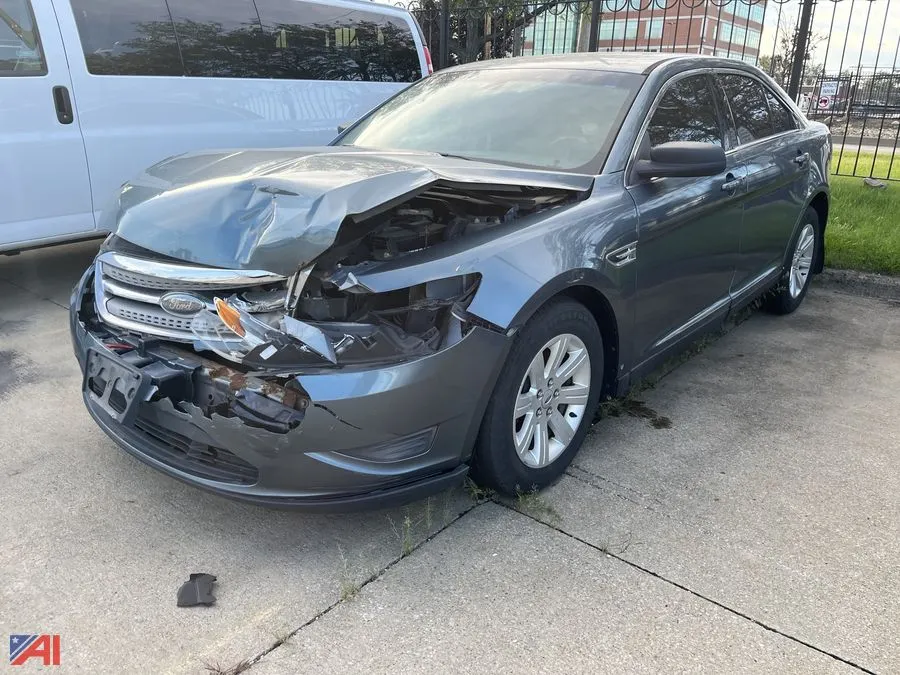 2010 Ford Taurus 4 Door Sedan (Totaled)