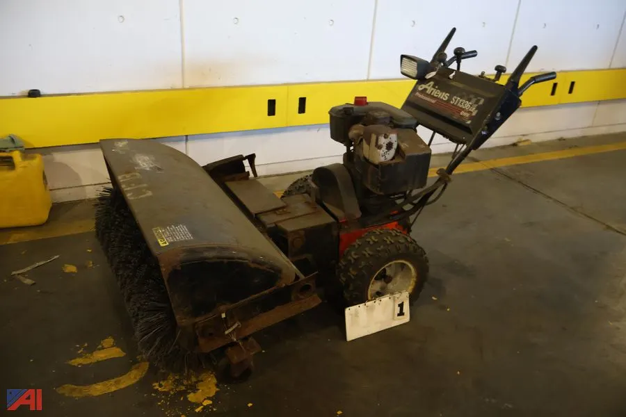 Ariens ST1336 Sweeper