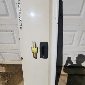 2015 Chevy 3500 Tailgate