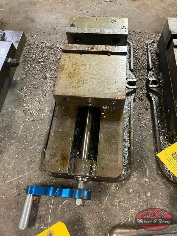 Kurt 6" Machine Vice