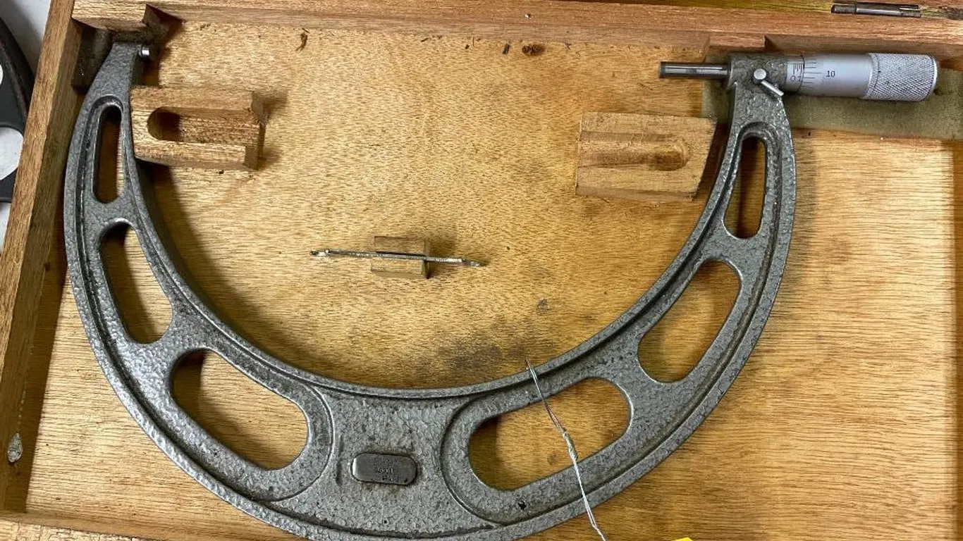 8"-9" Micrometer