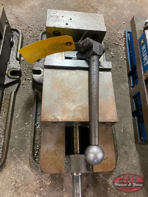 Kurt 6" Machine Vice