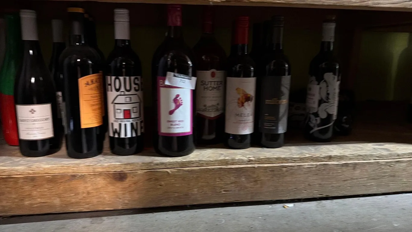 LARGE VARIETY OF WINE