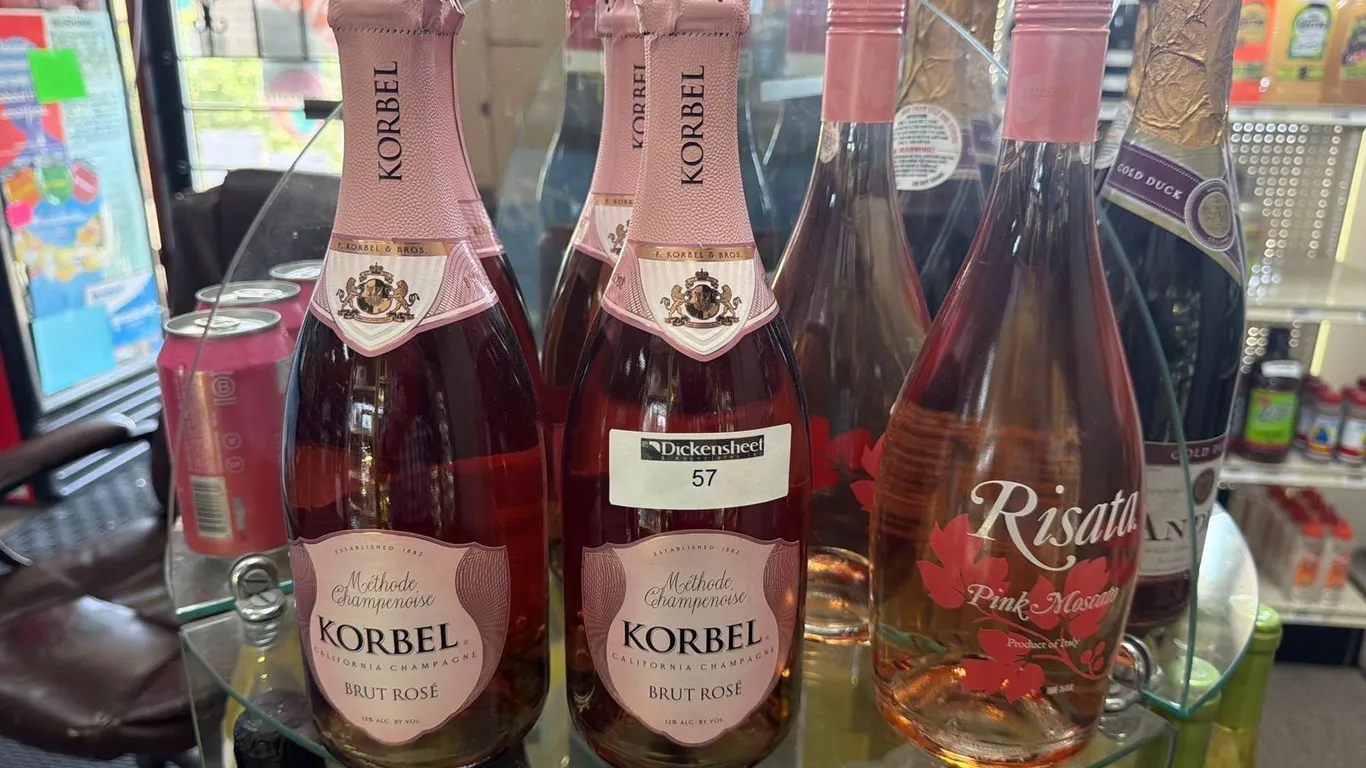(6) KORBEL BRUT ROSE & RISATA PINK MOSCATO