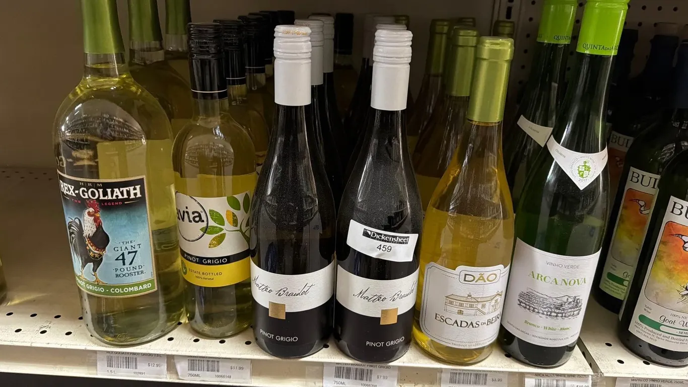 (24) ASSORTED WINES