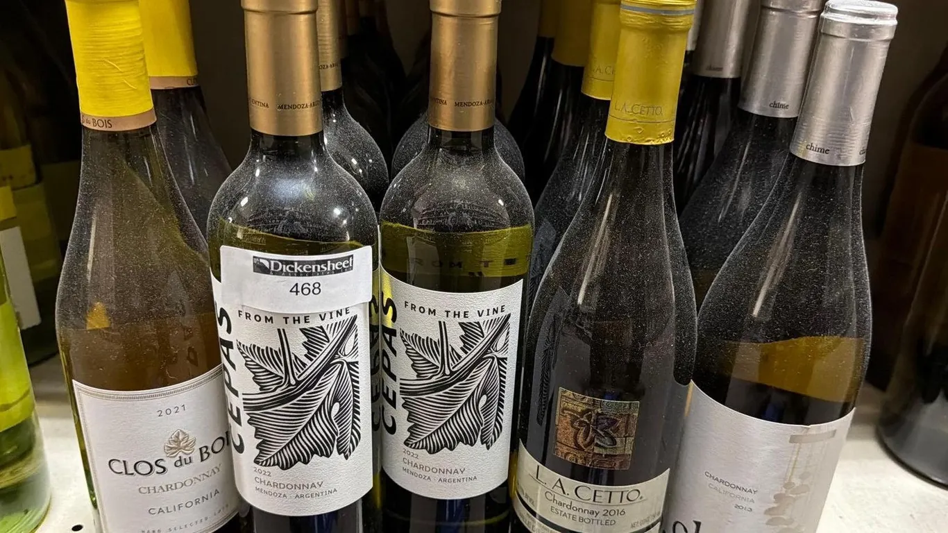 (24) MIXED WINES