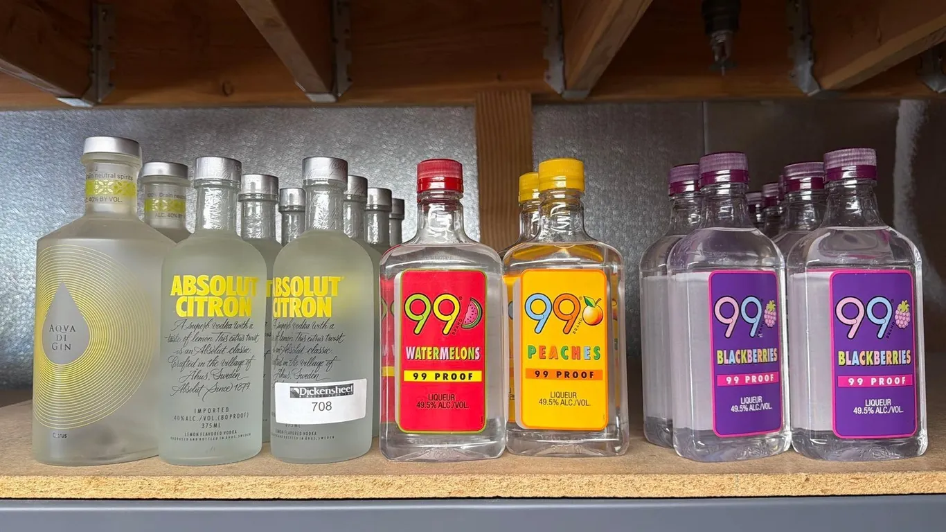 ASSORTED LIQUEUR