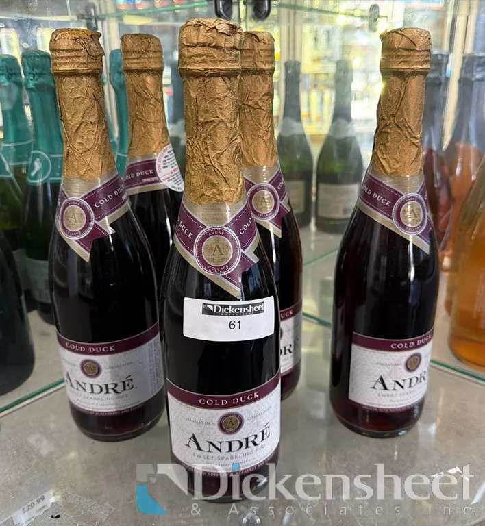 (5) ANDRE COLD DUCK
