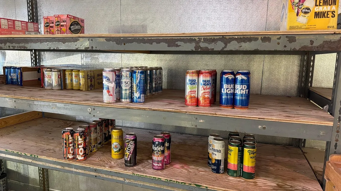 LOOSE BEER IN COOLER