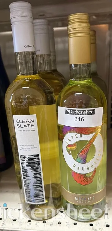 (6) WHITE WINE LOT