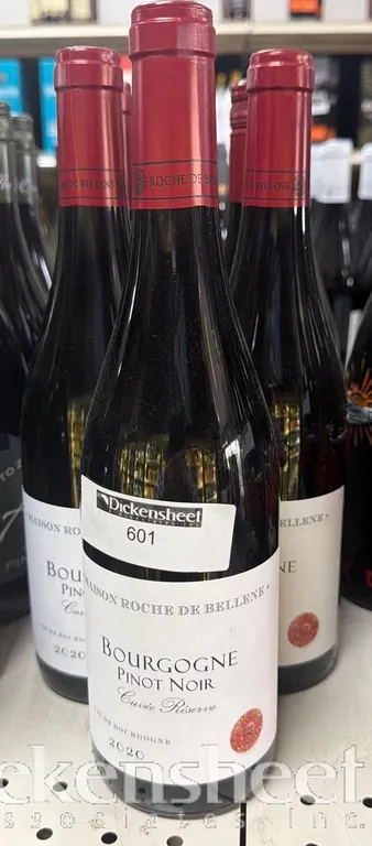 (7) 2020 BOURGOGNE PINOT NOIR