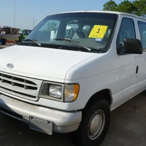 2000 Ford Van