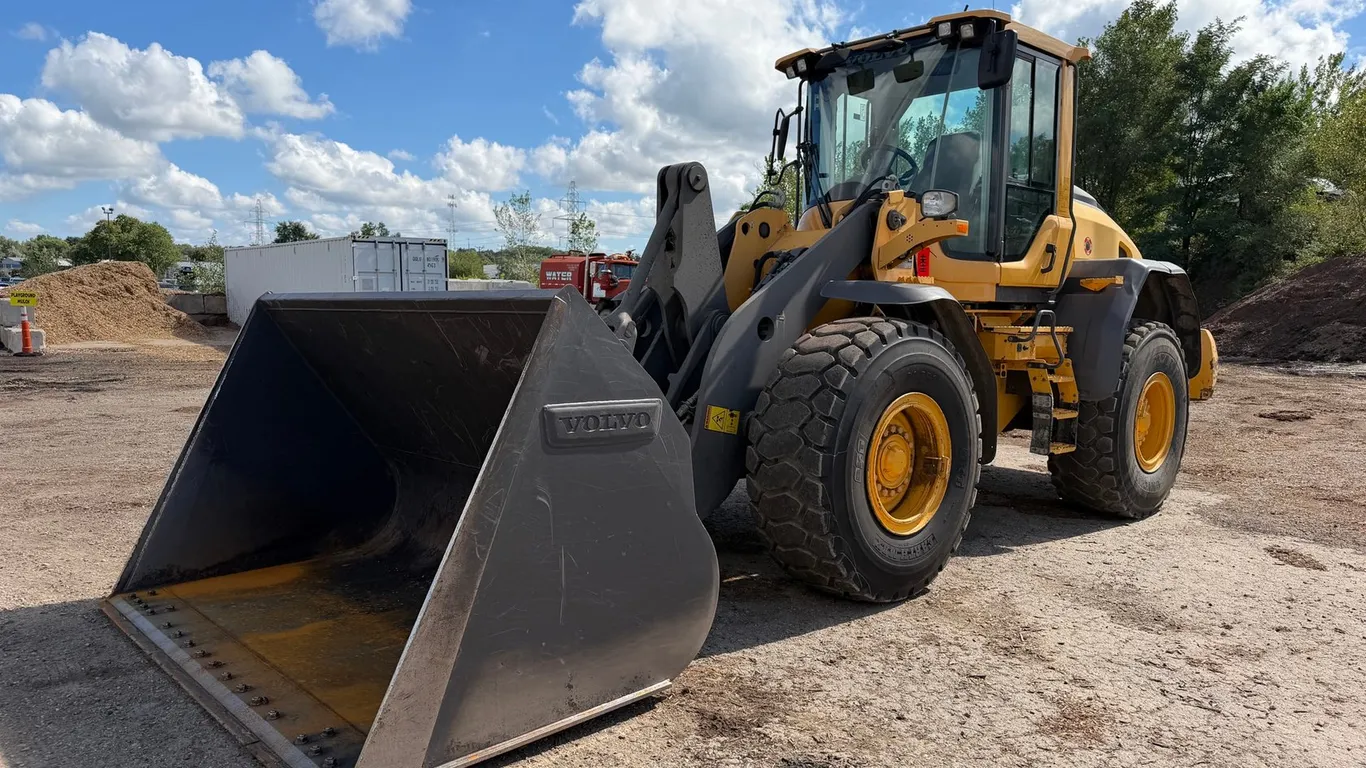 Volvo L90H Wheel Loader