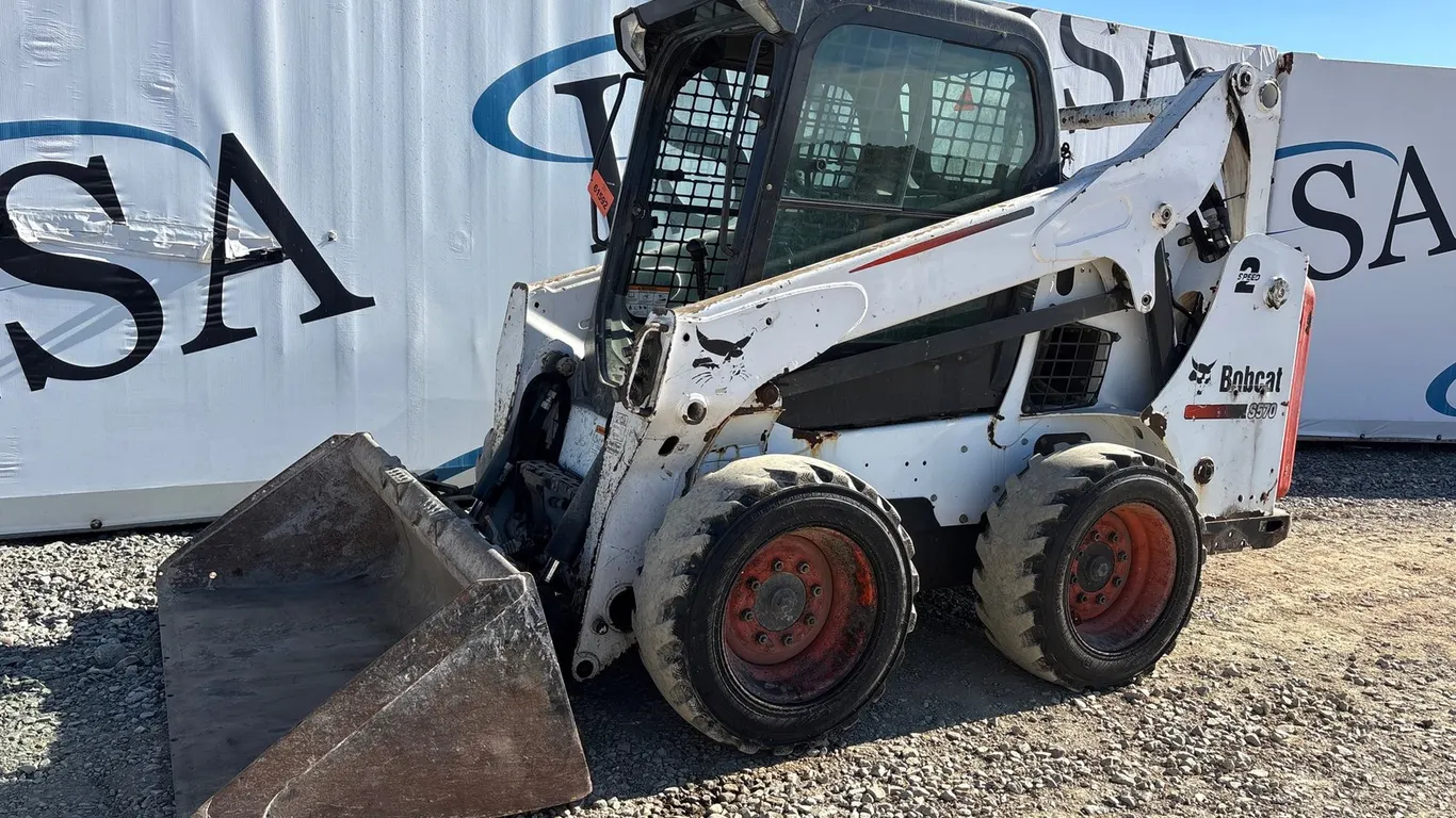 2014 Bobcat S570 Wheeled Skid Steer