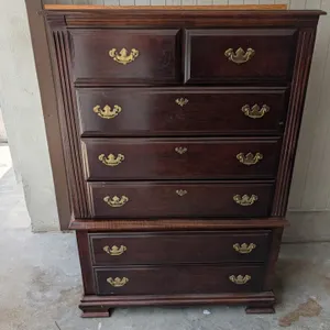 Mahogany Finish Wooden Dresser