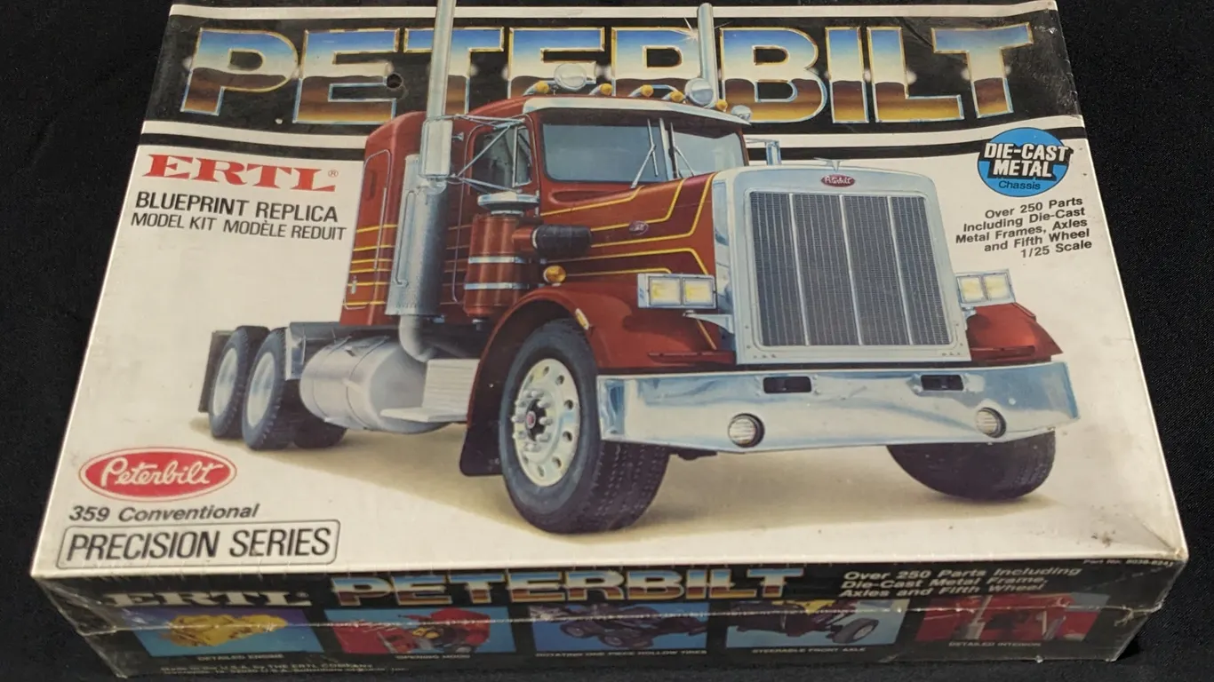 VINTAGE SEALED MODEL KIT PETERBILT 359 CONVENTIONAL PRECISION SERIES ERTL BLUEPRINT REPLICA #8038 1/25TH SCALE