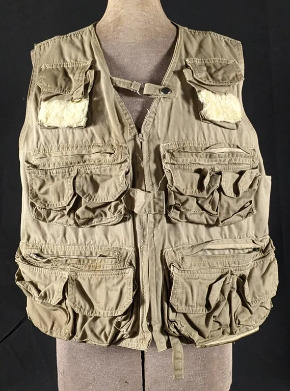 VINTAGE SANFORIZED WORLD FAMOUS FISHING VEST (SIZE S)