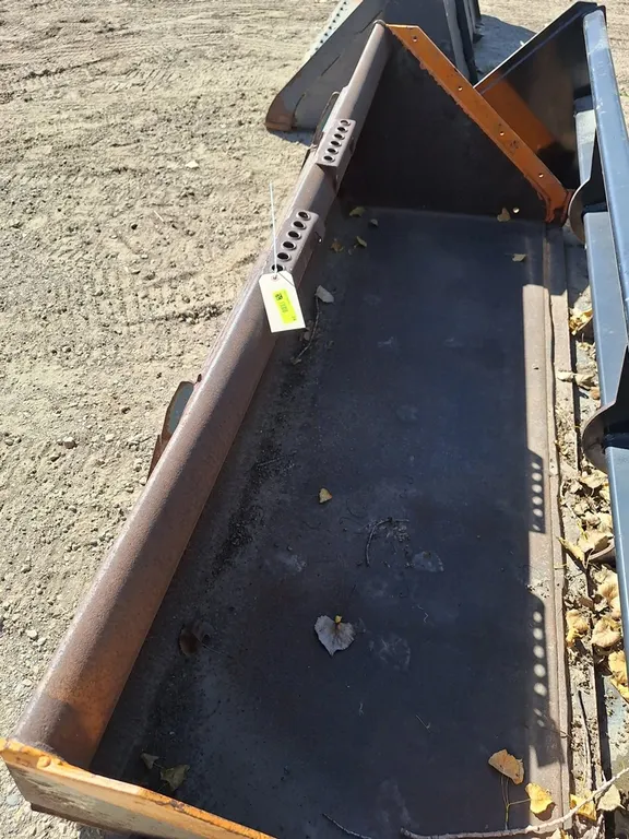 Skid 87" Bucket