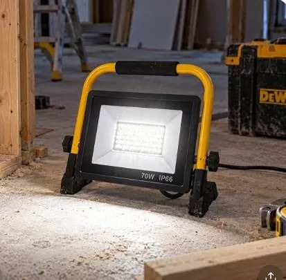 LED Work Light With Stand 70W 10000LM