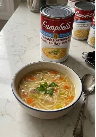 Campbell's Chicken Noodle Soup 12 x 284ml