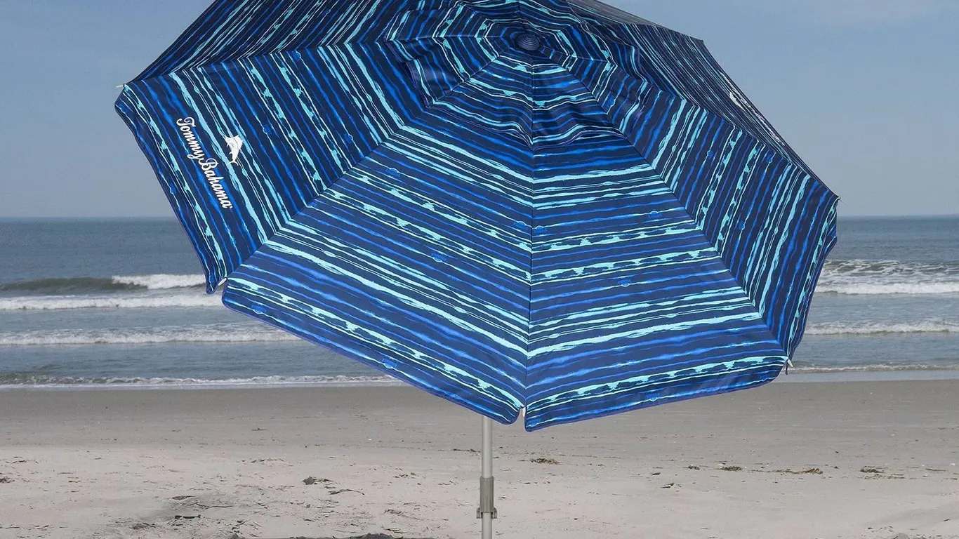 Tommy Bahama Beach Umbrella With Carry Bag