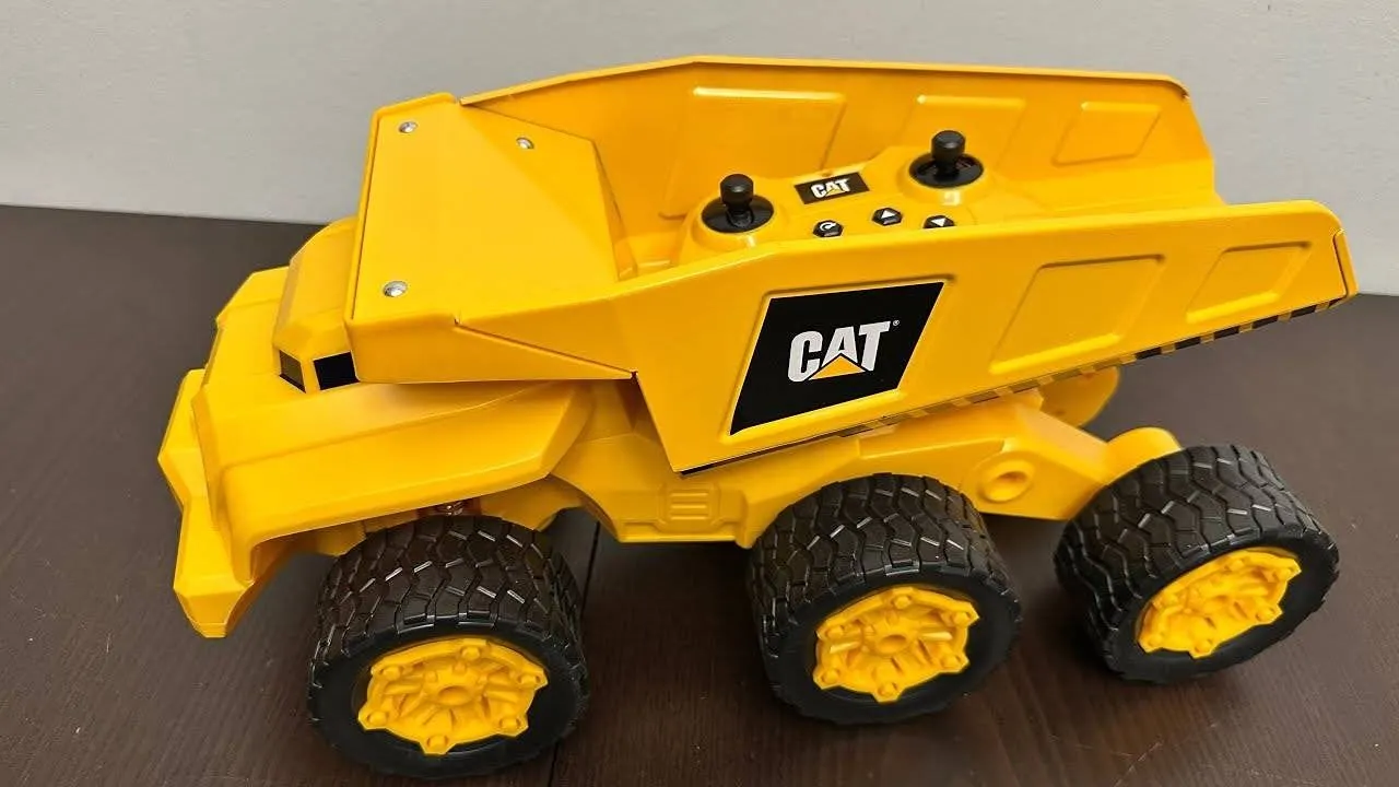 CAT Steel Dump Truck Toy Massive Mover