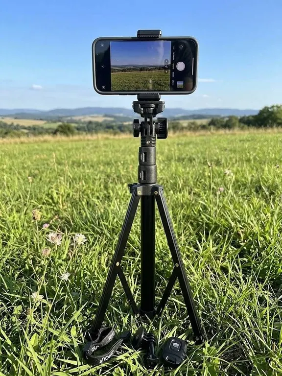 PEYOU Tripod Stand Kit With Remote And Bag