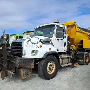 Non-Operable  2014  Freightliner  114 SD  T/A  Sander Dump Truck