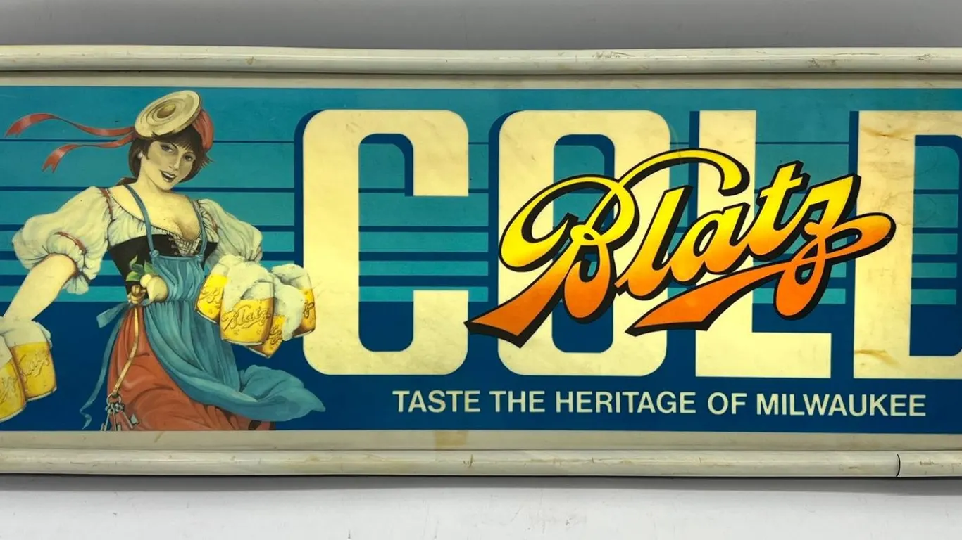 Blatz Cold Beer Lighted Sign Milwaukee