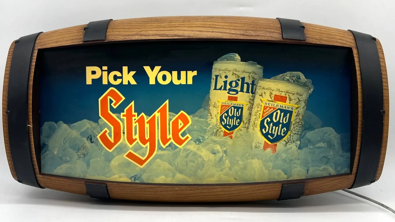 Heileman's Old Style Barrel Beer Light Sign