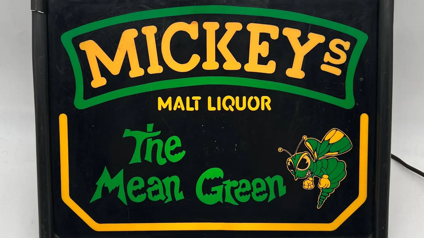 Mickey's Malt Liquor Beer Light Sign