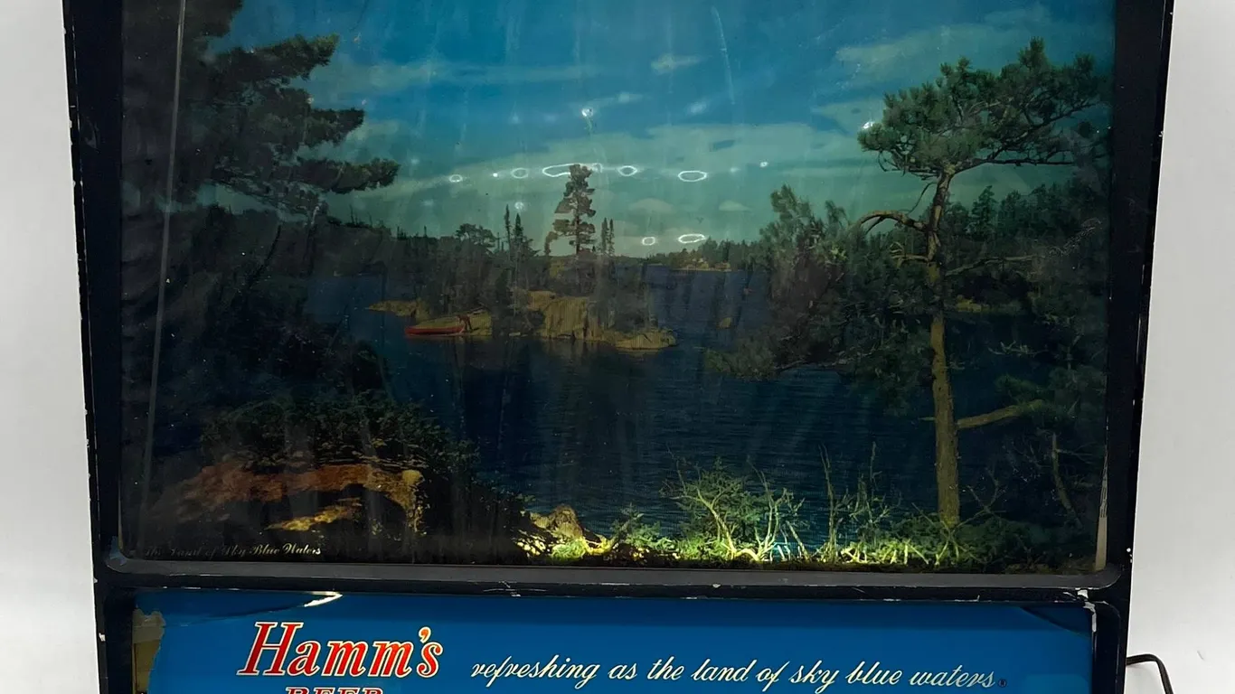 Vintage Hamm's Beer Light Sign Display