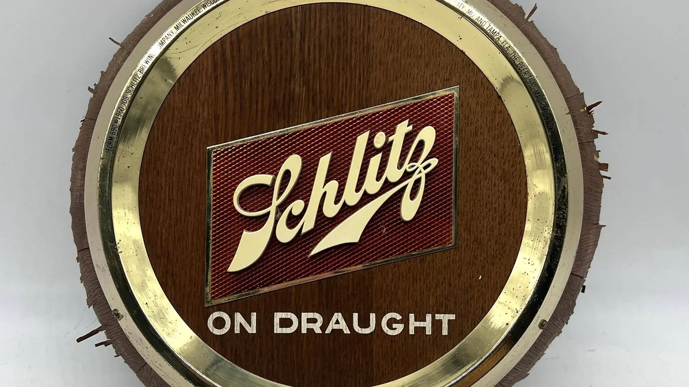 Schlitz On Draught Barrel Beer Light Sign