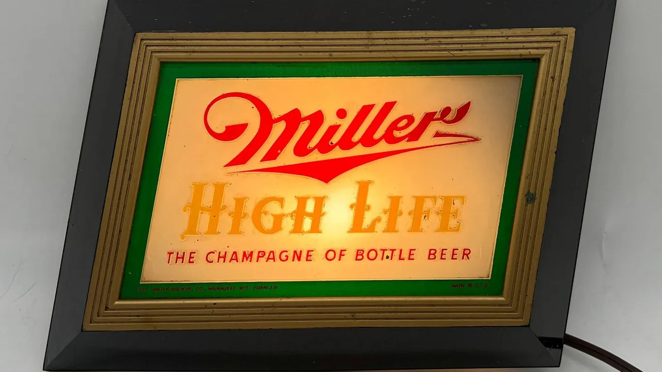 Vintage Miller High Life Beer Light Sign