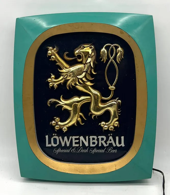Löwenbräu Lighted Beer Sign, 1981