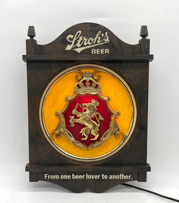 Stroh's Beer Lighted Wall Sign Vintage