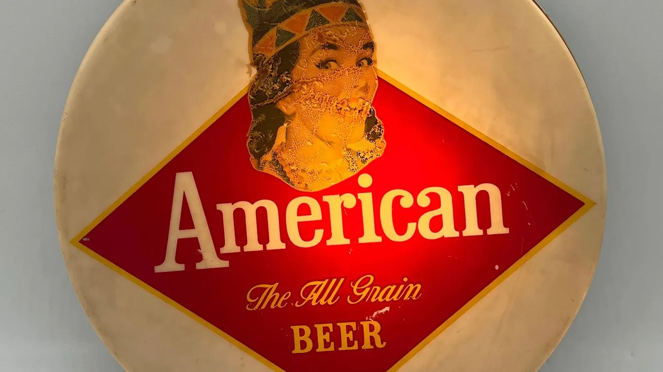 American Beer Vintage Light-Up Sign