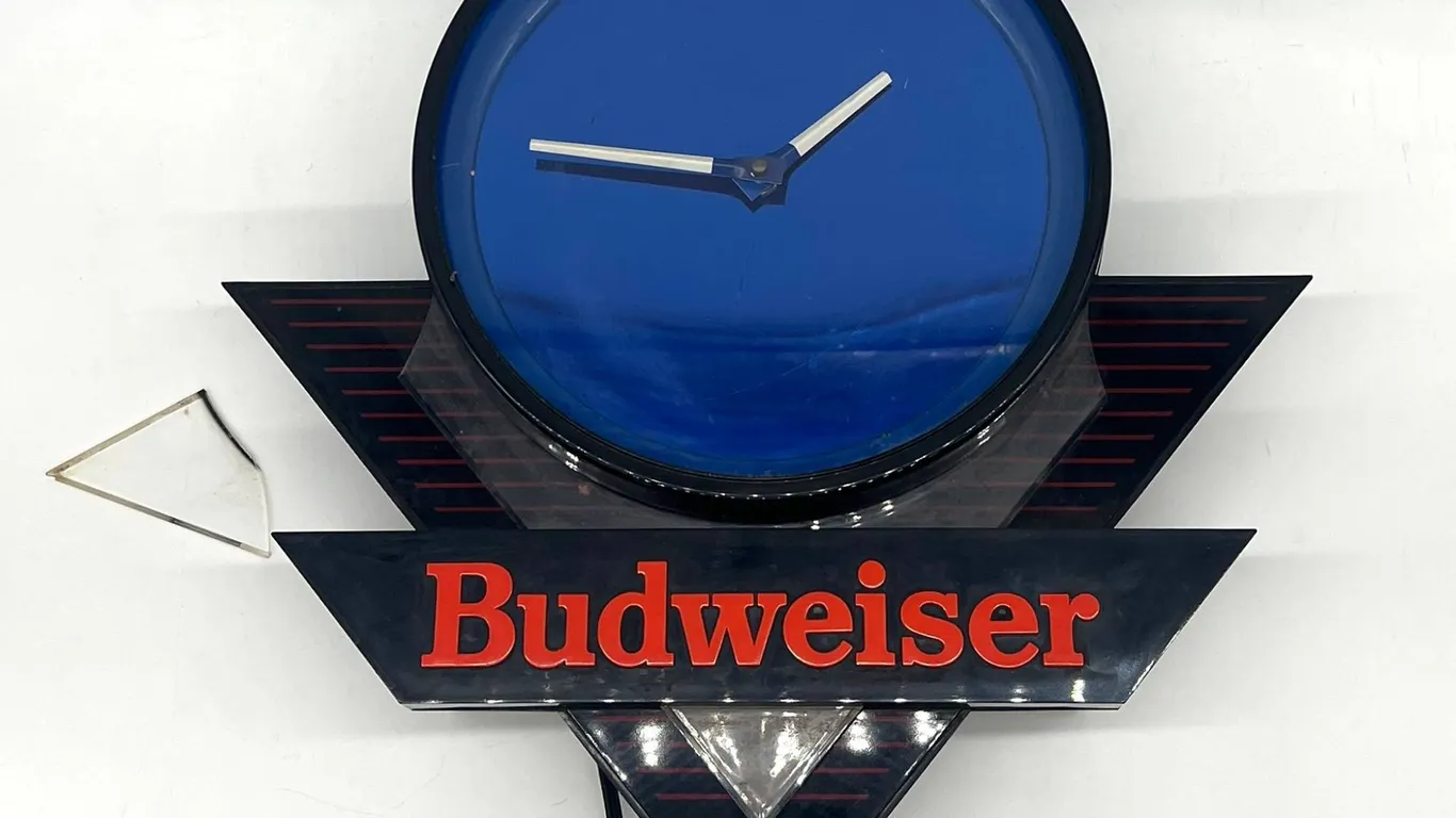 Budweiser Vintage Neon Wall Clock, 1991