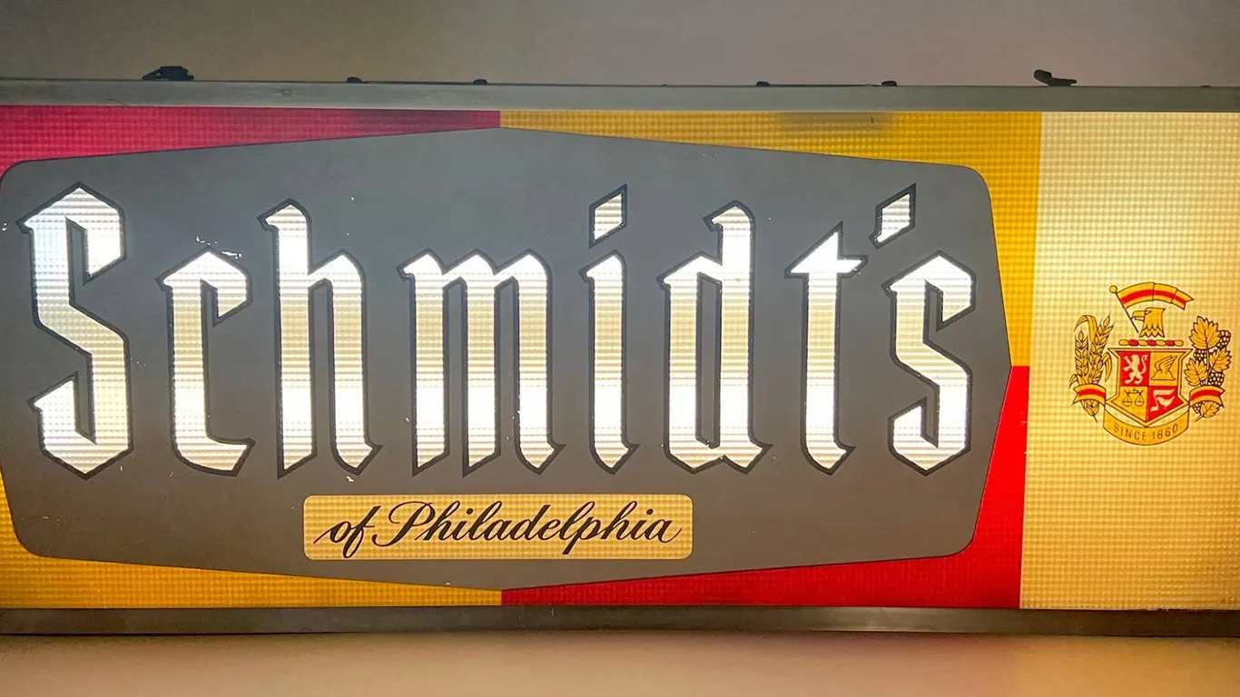 Schmidt's of Philadelphia Beer Light Sign