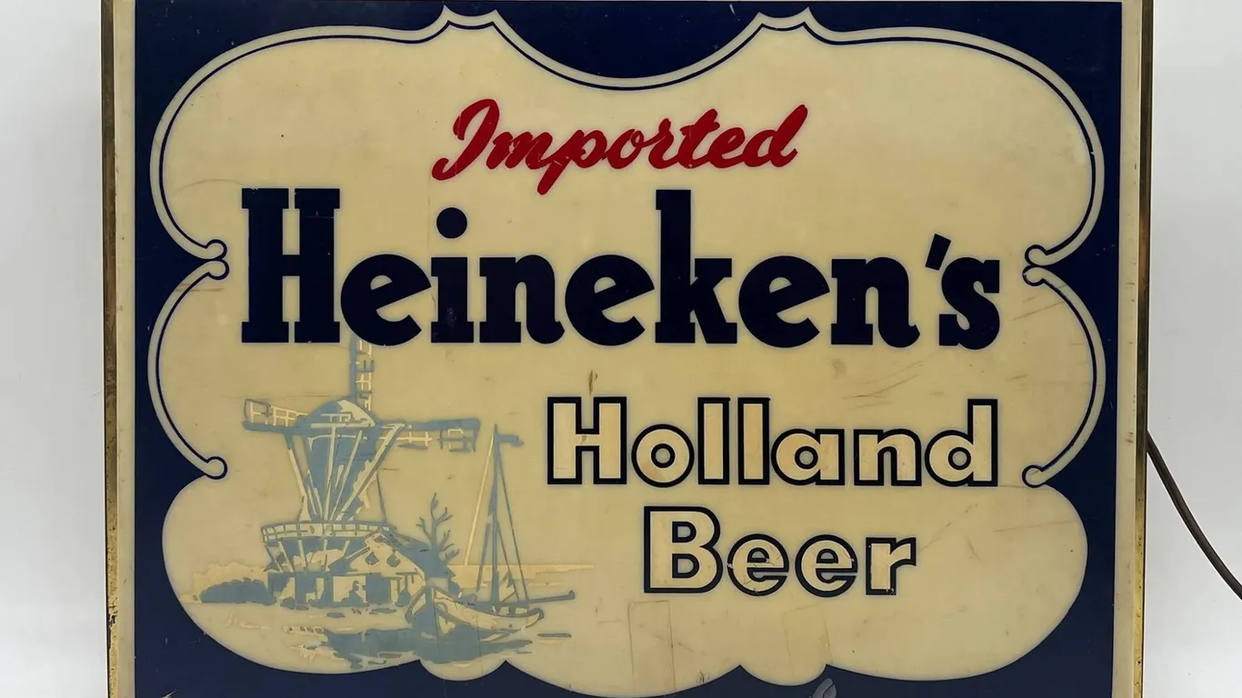 Heineken's Holland Beer Lighted Sign