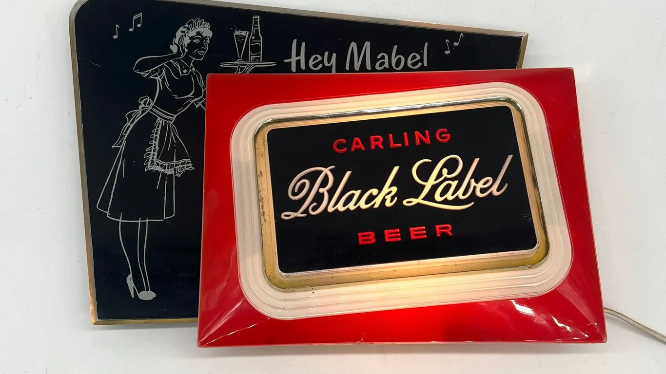 Vintage Carling Black Label Beer Light Sign